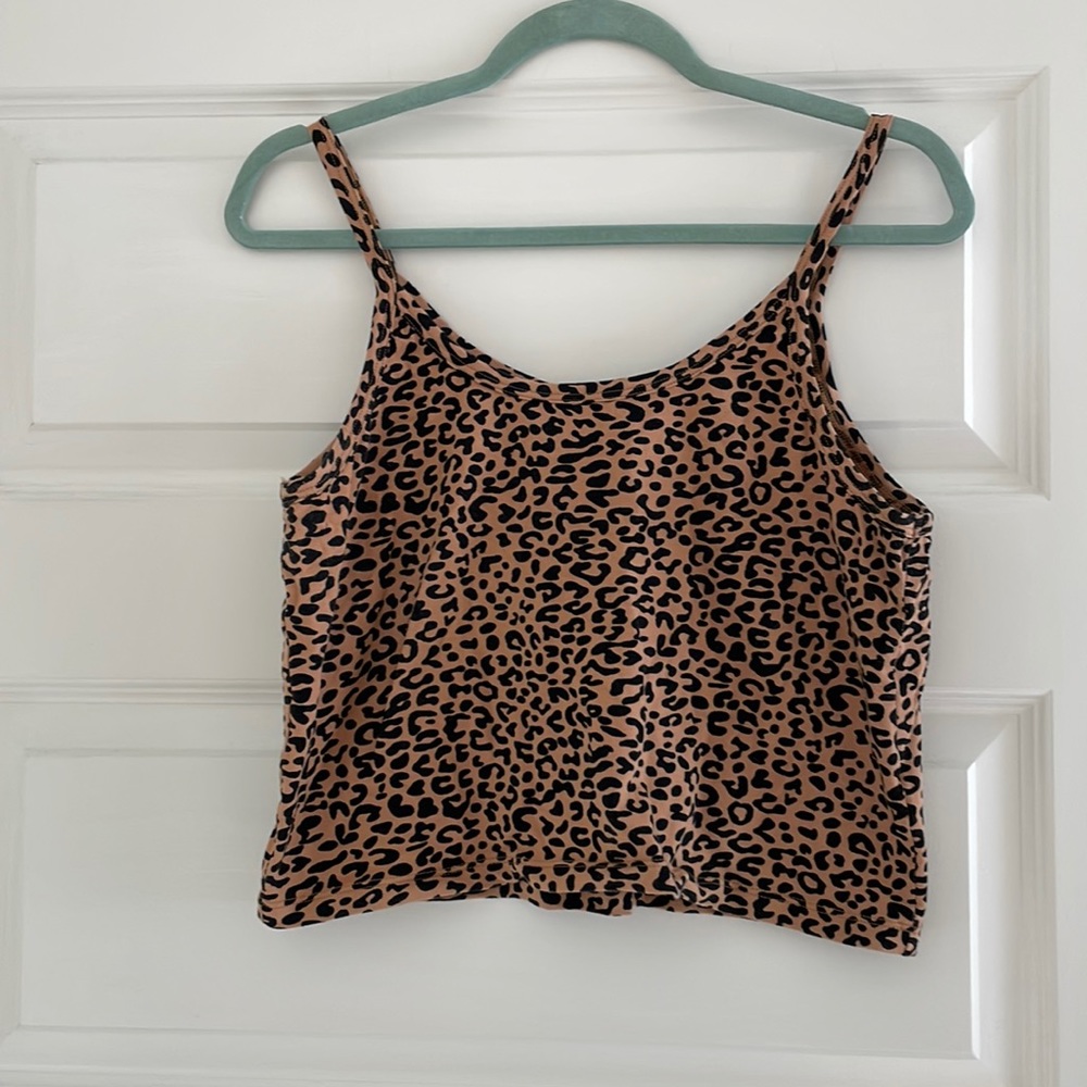 Arq crop tank